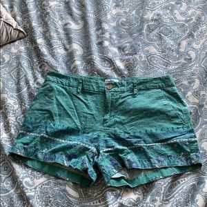 Size 4 old navy shorts